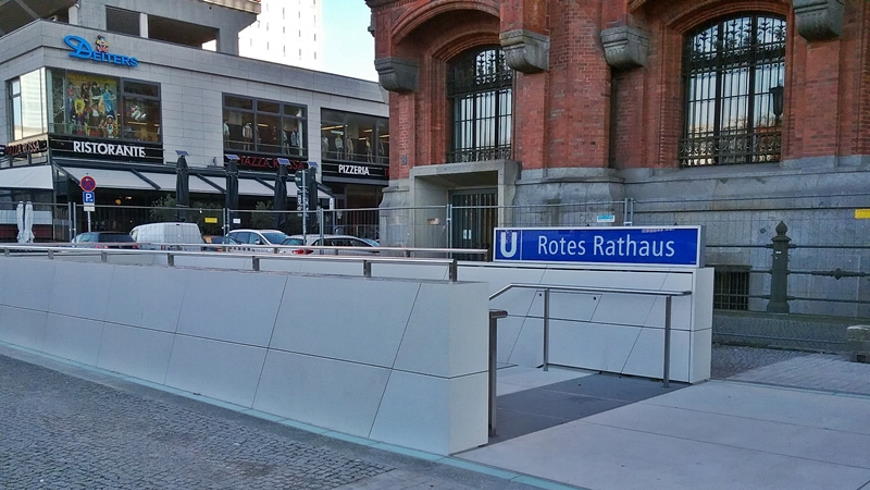 U-Bahnhof Rotes Rathaus