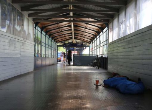 Obdachlos im Bahnhof