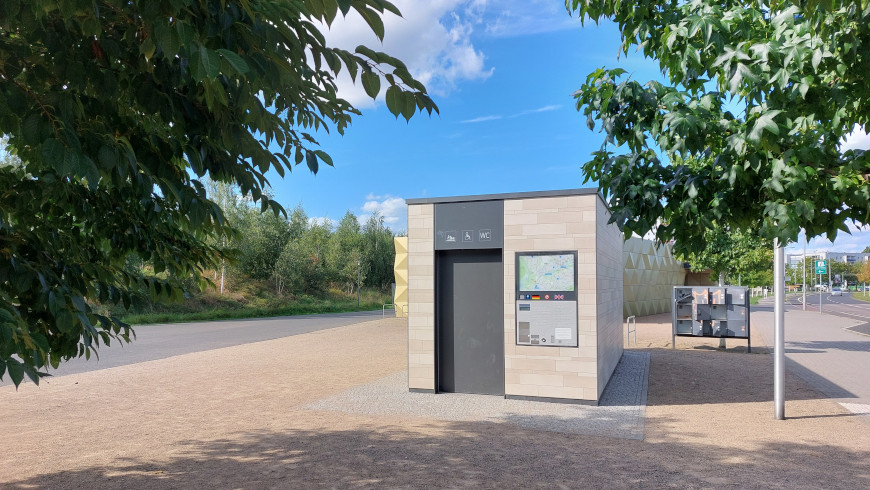 Öffentliche Toilette am Tourismus-Zentrum Kienberg
